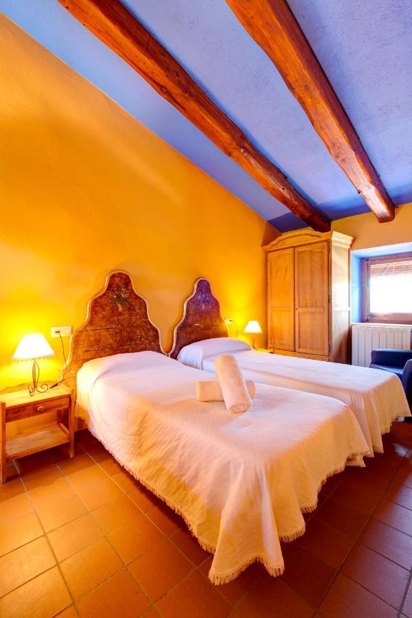 Maison d'hôtes Mas Petit, Turisme Rural à La Bisbal d'Emporda Extérieur photo